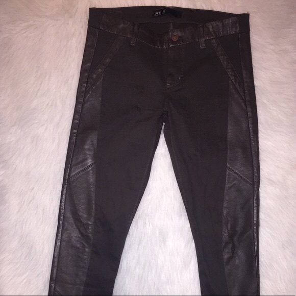 SOLD Design Lab Super Skinny Leather Accent Jeans - Picture 5 of 8